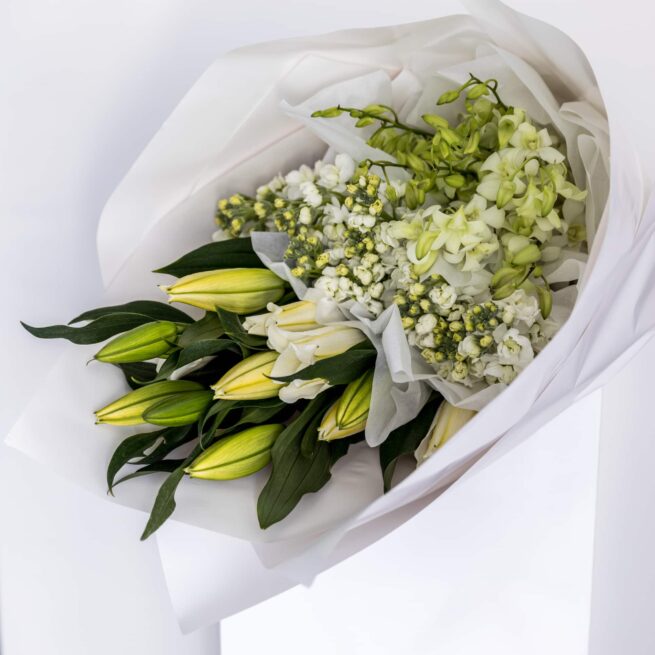 Fresh wrapped flowers by Flowers by Teresa Marrickville